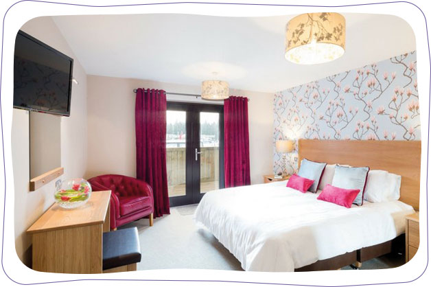 Windemere Marina Village – accomodation bedroom